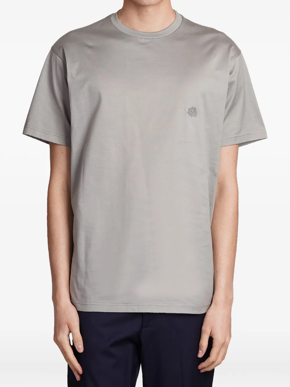 Футболка с вышитым логотипом Low Brand, серый
Футболка с вышитым логотипом Low Brand, серый