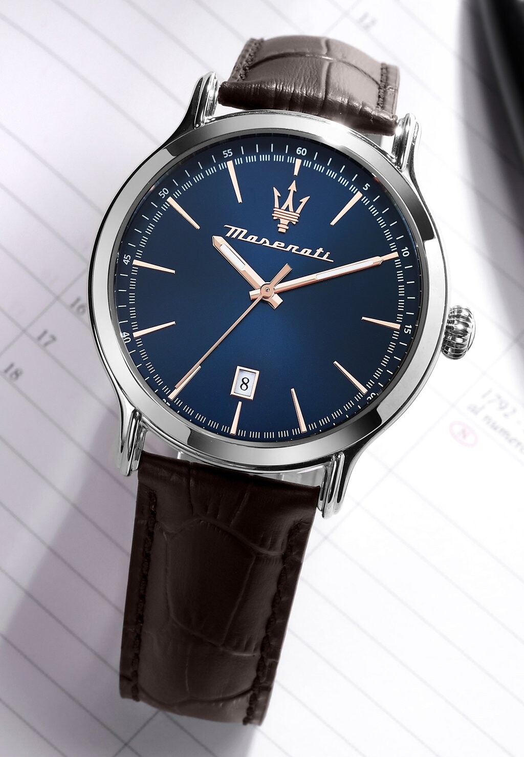 Часы Maserati, коричневый
Часы Maserati, коричневый