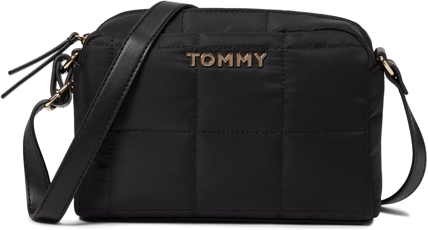 Сумка-кроссбоди Tommy Hilfiger Desi II Zip из гладкого стеганого нейлона, Black
Сумка-кроссбоди Tommy Hilfiger Desi II Zip из гладкого стеганого нейлона, Black