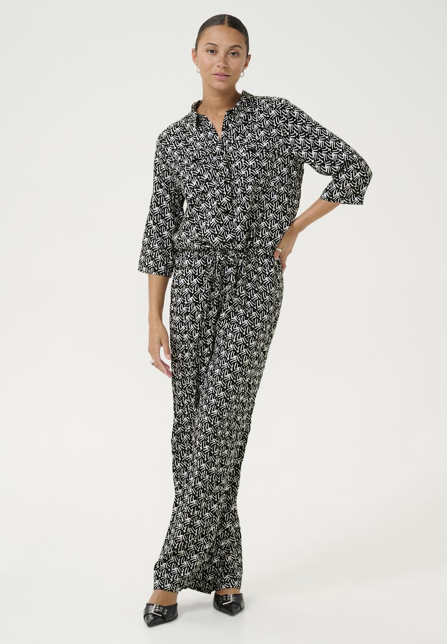 Комбинезон Kaffe KASANNE, Black Moonstruck Retro Print/Black
Комбинезон Kaffe KASANNE, Black Moonstruck Retro Print/Black