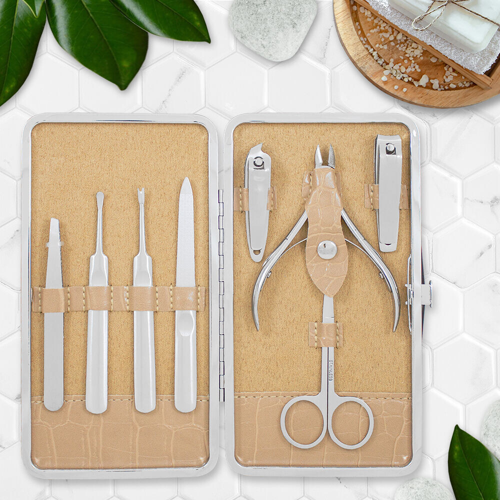 Маникюрный набор Larus Collection из 8 инструментов в футляре из экокожи
Маникюрный набор Larus Collection из 8 инструментов в футляре из экокожи