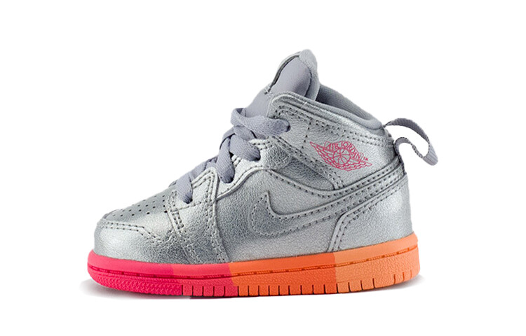 Сандалии Jordan 1 Mid TD Metallic Silver Pink Crimson
Сандалии Jordan 1 Mid TD Metallic Silver Pink Crimson