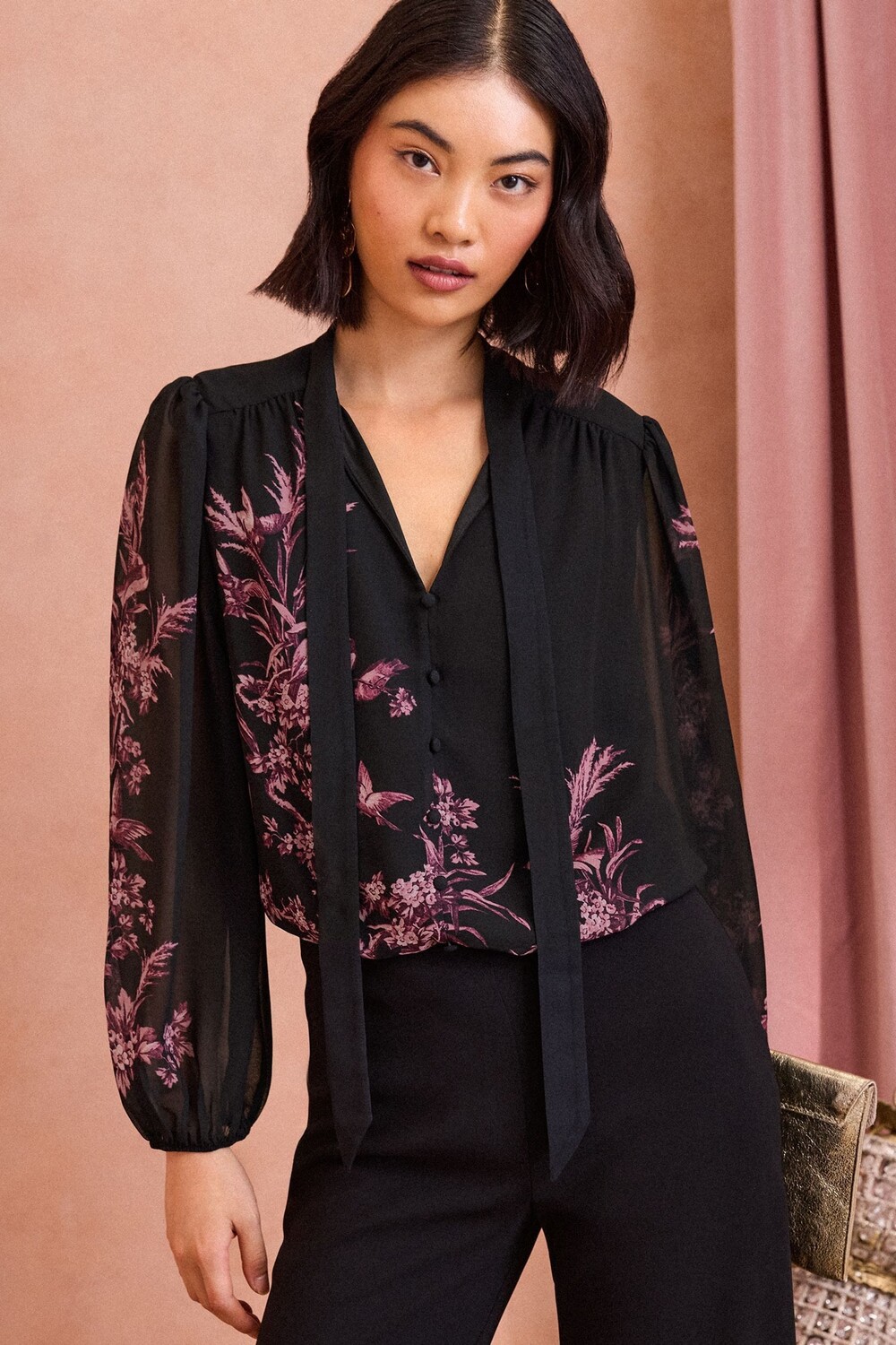 Блузка с длинными рукавами и принтом «киска бант» Love & Roses, розовый
Блузка с длинными рукавами и принтом «киска бант» Love & Roses, розовый