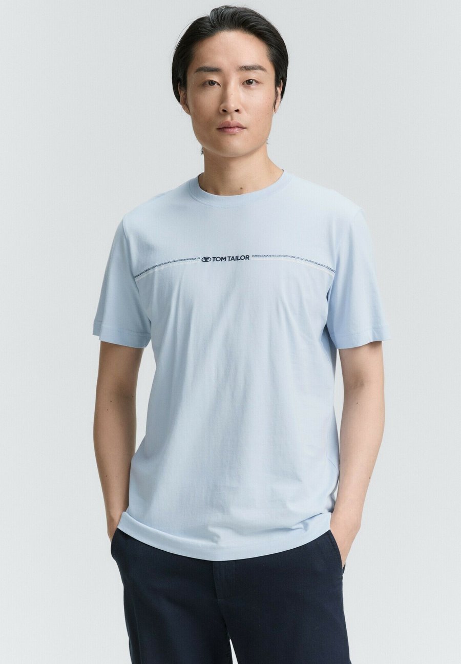 Футболка TOM TAILOR CREW NECK, Light Metal Blue/Metallic Blue, Синий, Футболка TOM TAILOR CREW NECK, Light Metal Blue/Metallic Blue
Футболка TOM TAILOR CREW NECK, Light Metal Blue/Metallic Blue, Синий, Футболка TOM TAILOR CREW NECK, Light Metal Blue/Metallic Blue