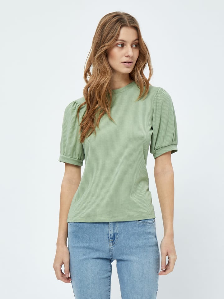 Футболка цвета базилика minus
Футболка цвета базилика minus