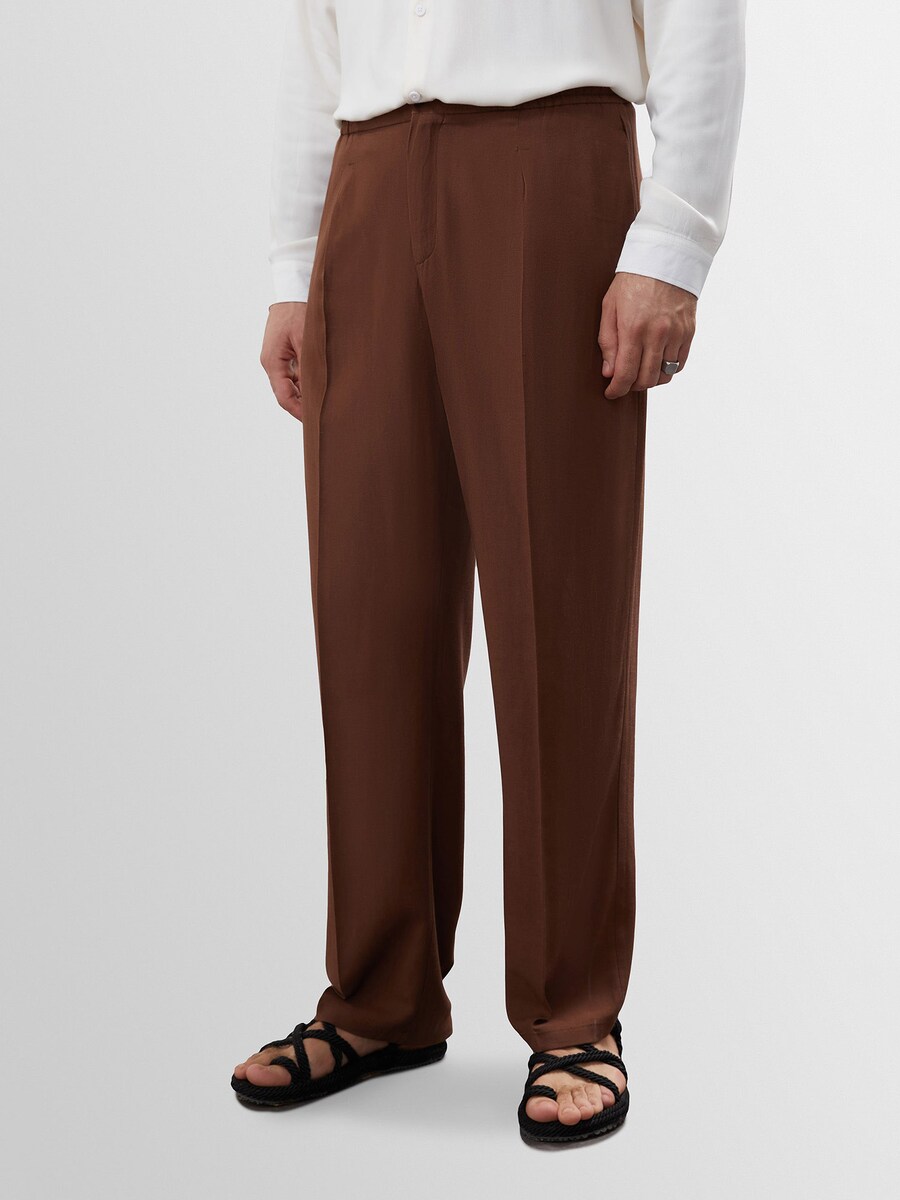 Свободные брюки со складками спереди Antioch, темно-коричневый
Свободные брюки со складками спереди Antioch, темно-коричневый
