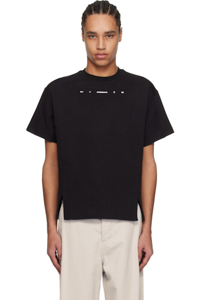 Черная футболка 0103 ADER error
Черная футболка 0103 ADER error