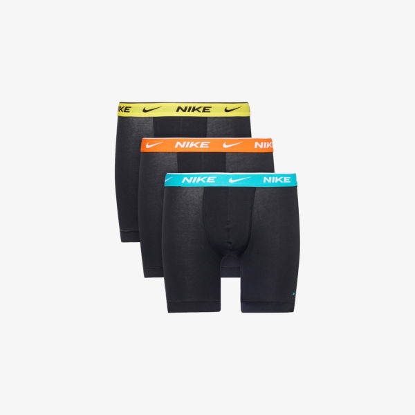 Трусы-боксеры Nike хлопковые с добавлением эластана 3 шт, мультиколор
Трусы-боксеры Nike хлопковые с добавлением эластана 3 шт, мультиколор