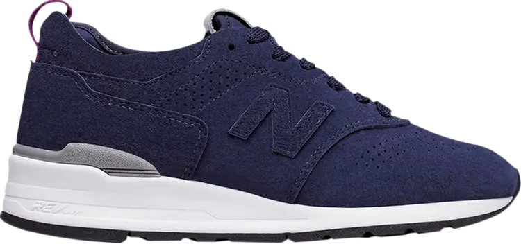 Кроссовки New Balance 997 Made in USA, темно-синий
Кроссовки New Balance 997 Made in USA, темно-синий