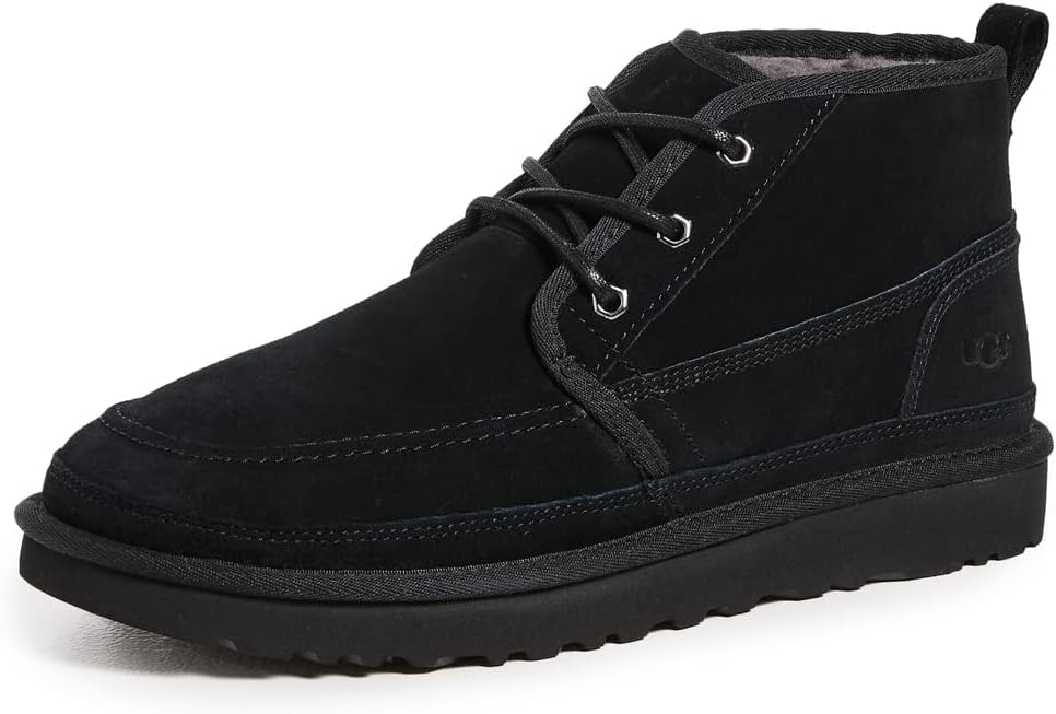 Мужские ботинки UGG Beach Moc Chukka, черный
Мужские ботинки UGG Beach Moc Chukka, черный