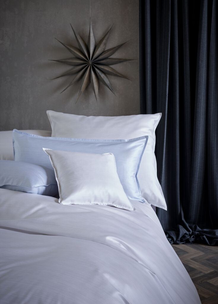 Комплект постельного белья из парчи и сатина Curt Bauer Mako дизайн 9033 BENTE цвет тени-238 размер 155х200+40х80 см
Комплект постельного белья из парчи и сатина Curt Bauer Mako дизайн 9033 BENTE цвет тени-238 размер 155х200+40х80 см