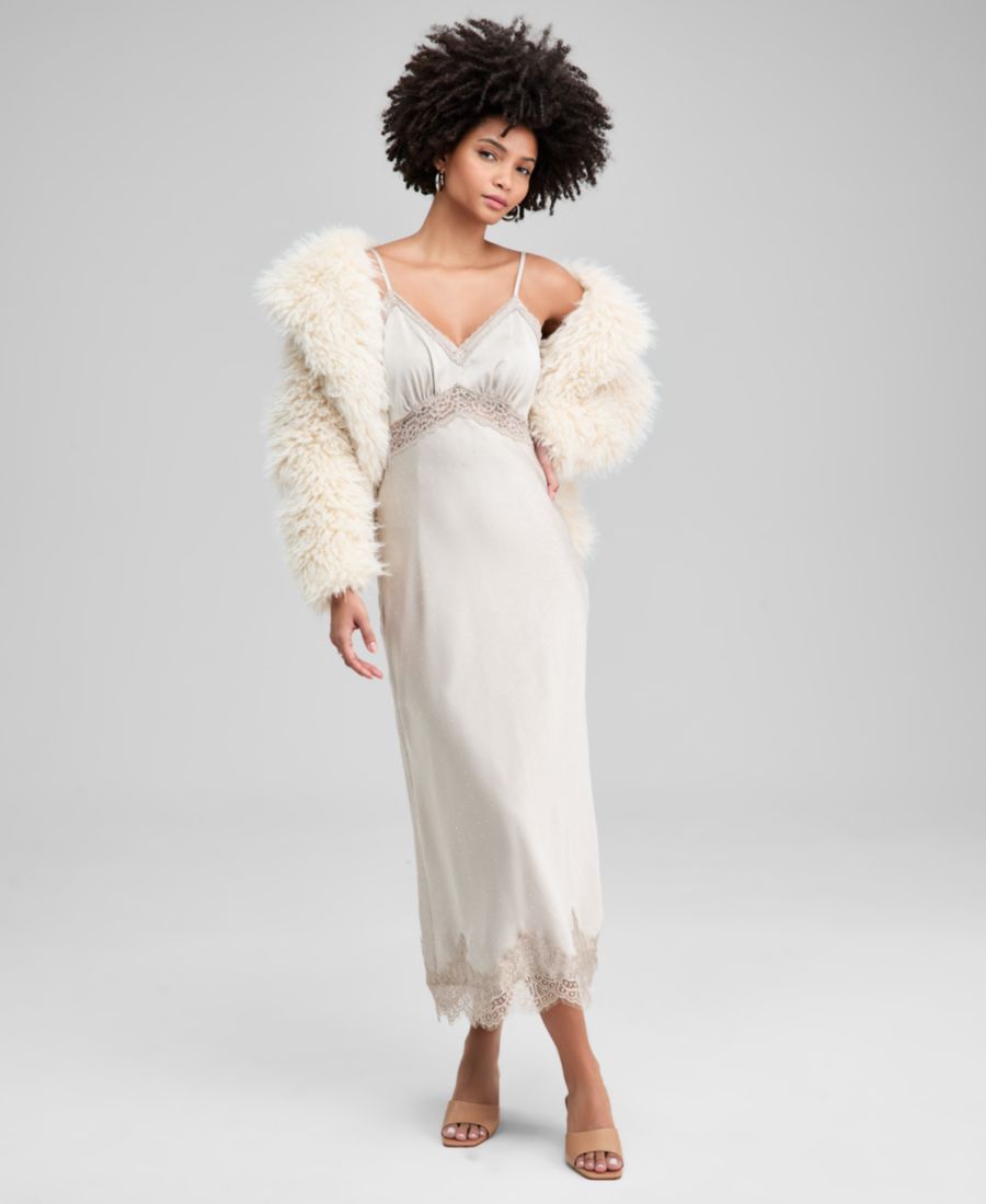 Женское атласное платье-комбинация с вышивкой And Now This, Champgane
Женское атласное платье-комбинация с вышивкой And Now This, Champgane