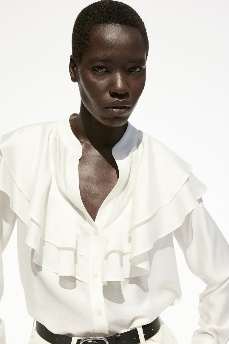 Блузка с воланами H&M, бежевый 
Блузка с воланами H&M, бежевый