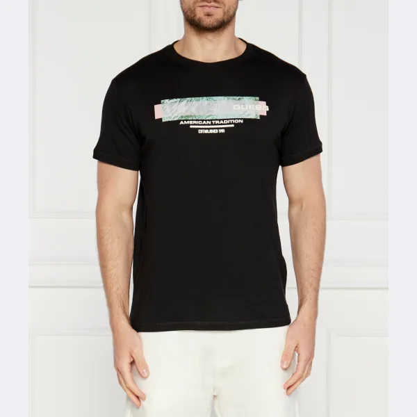 Футболка стандартного кроя Guess, черный
Футболка стандартного кроя Guess, черный