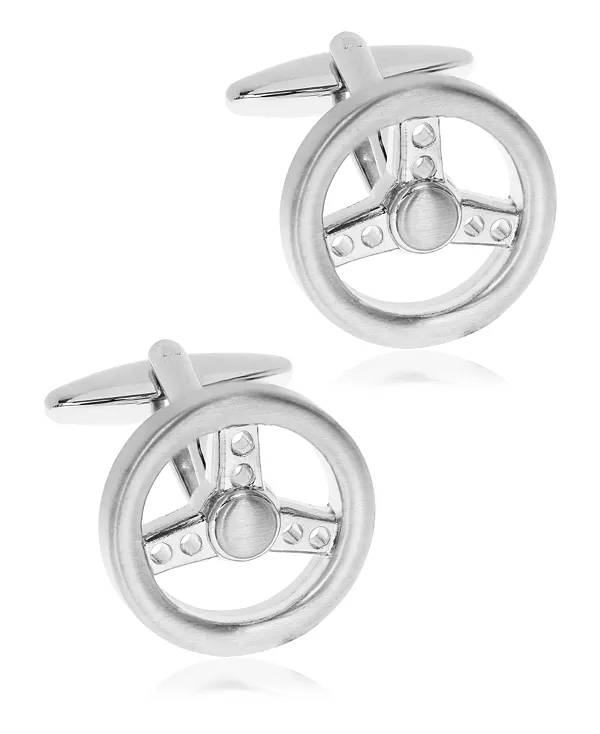 Запонки Sutton в виде руля серебристого тона Rhona Sutton, silver
Запонки Sutton в виде руля серебристого тона Rhona Sutton, silver