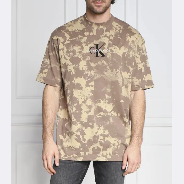 Футболка свободного кроя Calvin Klein, коричневый
Футболка свободного кроя Calvin Klein, коричневый