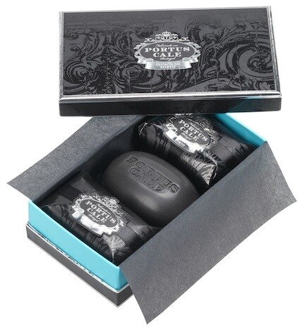 Парфюмерный набор Portus Cale Black Edition
Парфюмерный набор Portus Cale Black Edition