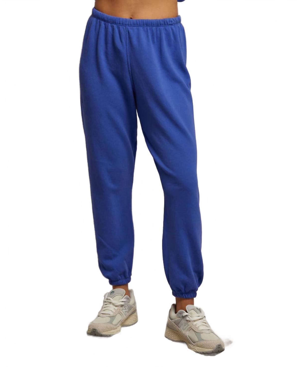 Джонни Спортивные штаны в фиолетово-синем цвете PERFECTWHITETEE
Джонни Спортивные штаны в фиолетово-синем цвете PERFECTWHITETEE