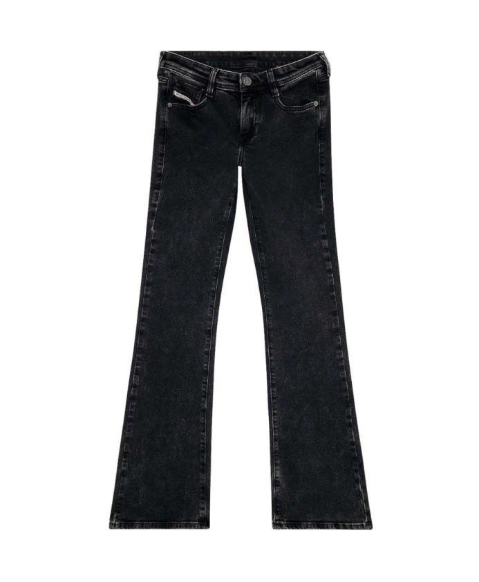 Джинсы с пятью карманами, модель d-ebbey 1969 года, женские. Diesel, черный
Джинсы с пятью карманами, модель d-ebbey 1969 года, женские. Diesel, черный