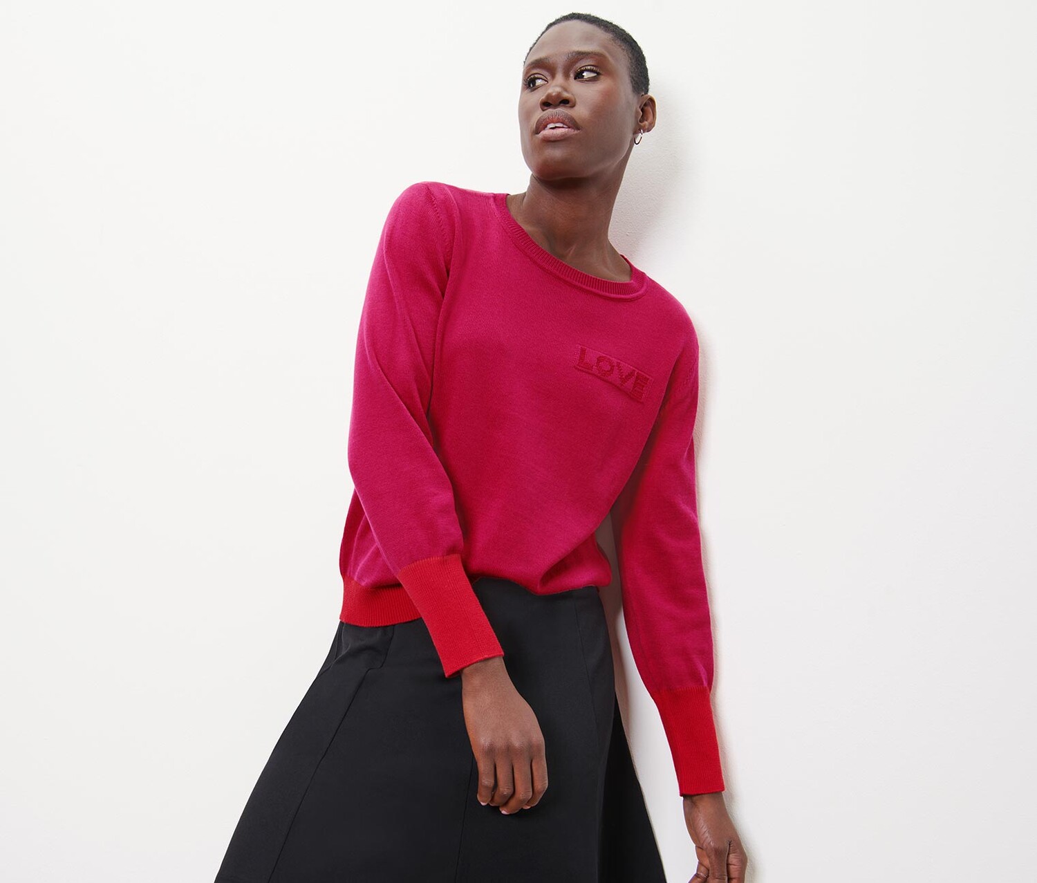 Свитер с надписью Tchibo
Свитер с надписью Tchibo