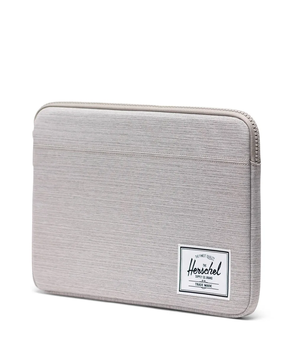 Чехол для ноутбука 13" из переработанной ткани светло-серый с молнией Herschel
Чехол для ноутбука 13" из переработанной ткани светло-серый с молнией Herschel