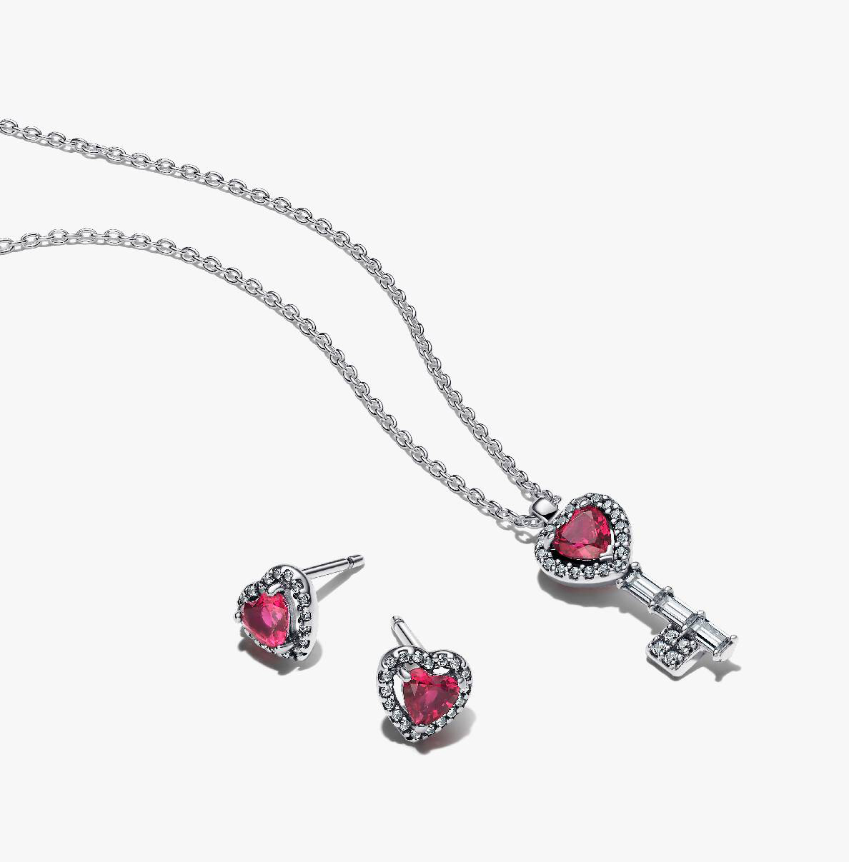 Подарочный набор Pandora Elevated Heart Key, серебро
Подарочный набор Pandora Elevated Heart Key, серебро