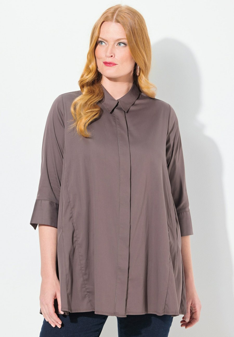 Блуза Ulla Popken GODETFALTEN KRAGEN 3/4-ARM, Dark Olive/Dark Brown
Блуза Ulla Popken GODETFALTEN KRAGEN 3/4-ARM, Dark Olive/Dark Brown