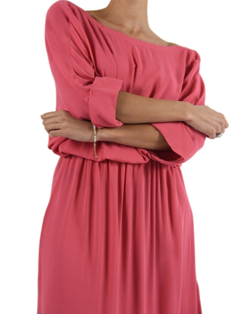 Платье WEARABLE STORIES Florence, розовый
Платье WEARABLE STORIES Florence, розовый