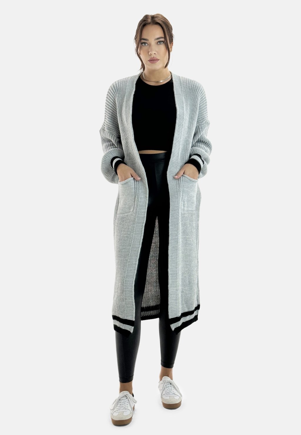 Кардиган Elara, светло-серый
Кардиган Elara, светло-серый