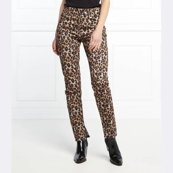 Джинсы Firas прямого кроя Silvian Heach, коричневый
Джинсы Firas прямого кроя Silvian Heach, коричневый