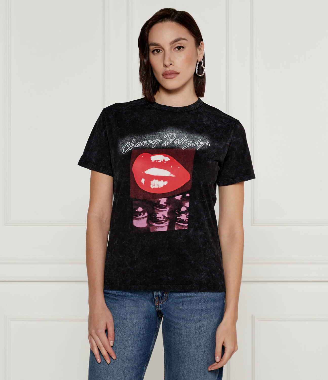 Футболка HUGO Damacia_2 Regular Fit, черный
Футболка HUGO Damacia_2 Regular Fit, черный