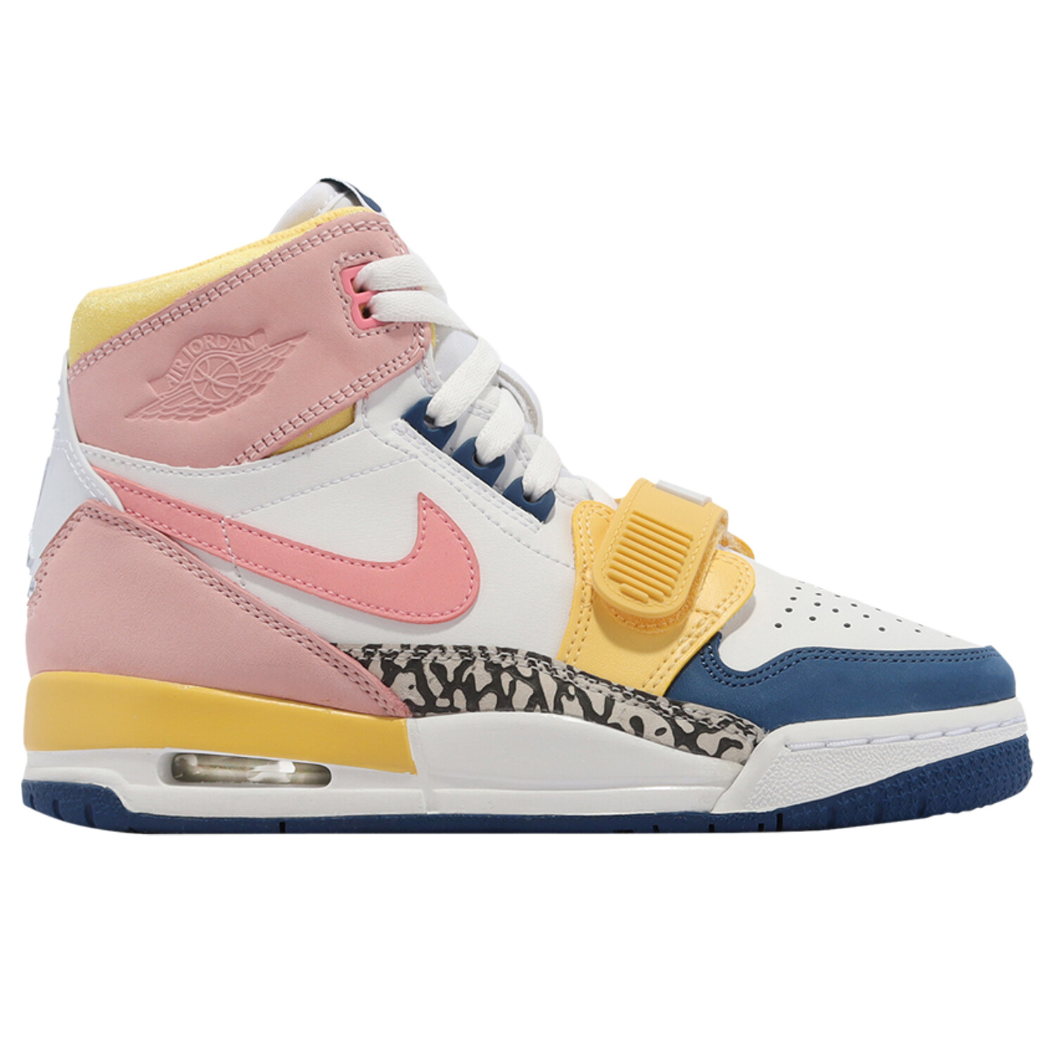 Кроссовки Nike Jordan Legacy 312 GS 'White Coral French Blue', Белый
Кроссовки Nike Jordan Legacy 312 GS 'White Coral French Blue', Белый