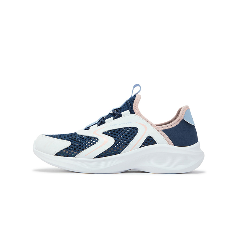 Детские кроссовки для подростков XTEP, белый/синий
Детские кроссовки для подростков XTEP, белый/синий