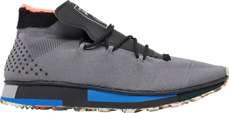 Кроссовки Adidas Alexander Wang x AW Run Mid 'St Crag', серый
Кроссовки Adidas Alexander Wang x AW Run Mid 'St Crag', серый