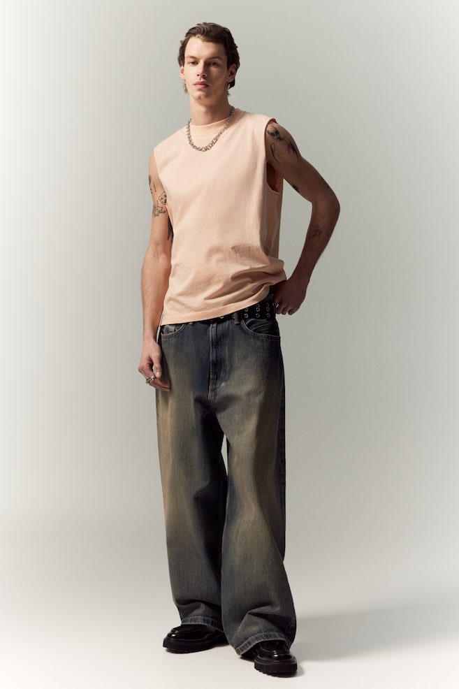 Выцветшая майка-безрукавка обычного кроя H&M, розовый 
Выцветшая майка-безрукавка обычного кроя H&M, розовый