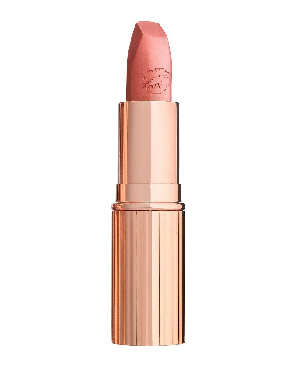 Губная помада Charlotte Tilbury Hot Lips List, оттенок Super Cindy
Губная помада Charlotte Tilbury Hot Lips List, оттенок Super Cindy