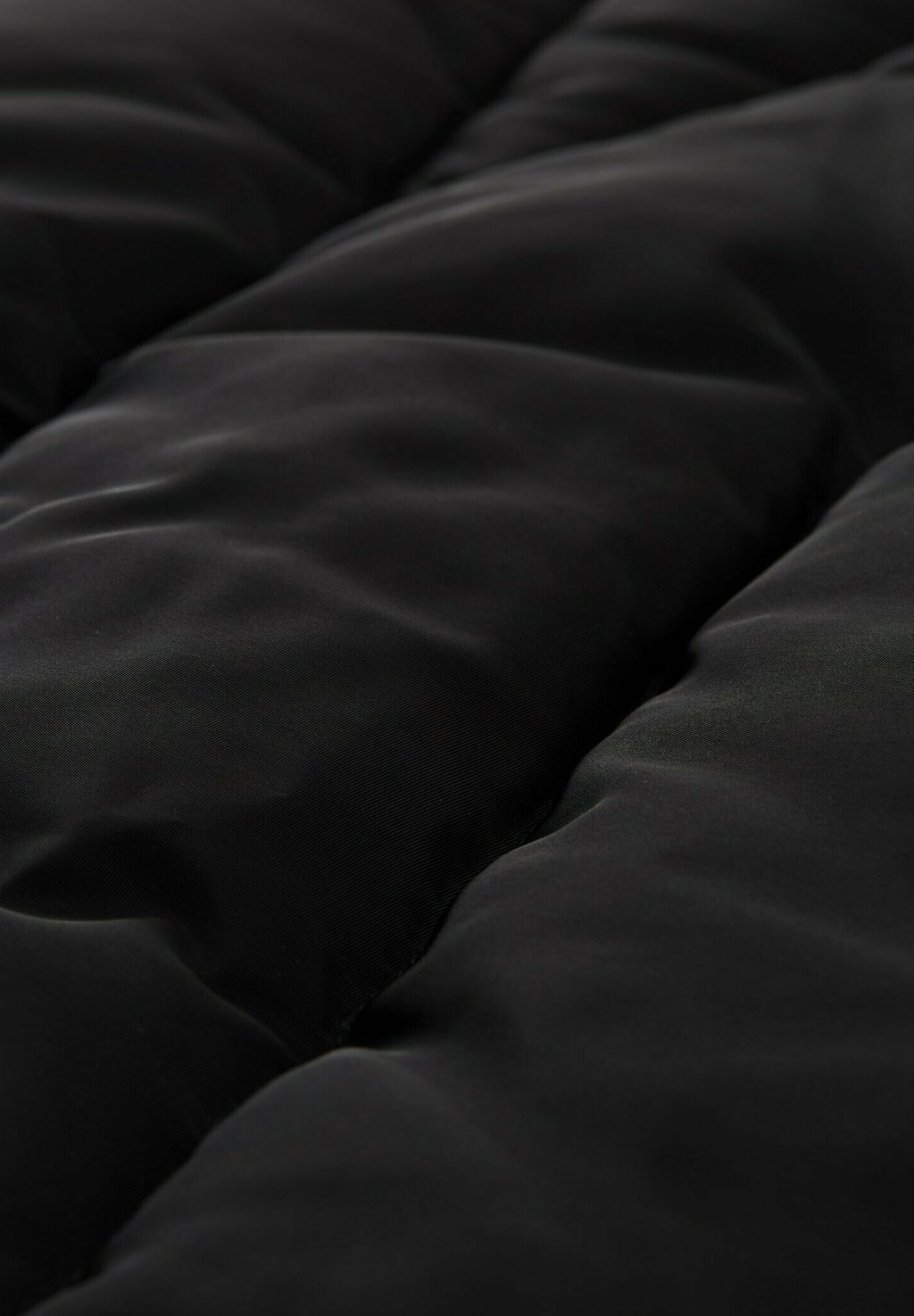 Зимнее пальто PUFFER MIT KAPUZE TOM TAILOR, черный
Зимнее пальто PUFFER MIT KAPUZE TOM TAILOR, черный