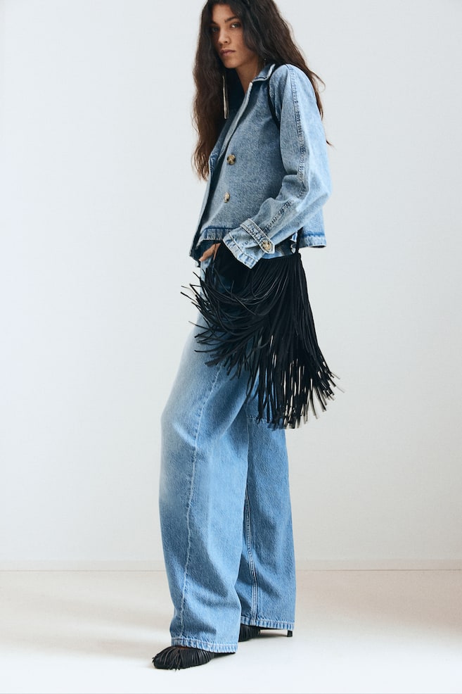 Джинсы Barrel Regular H&M, голубой
Джинсы Barrel Regular H&M, голубой