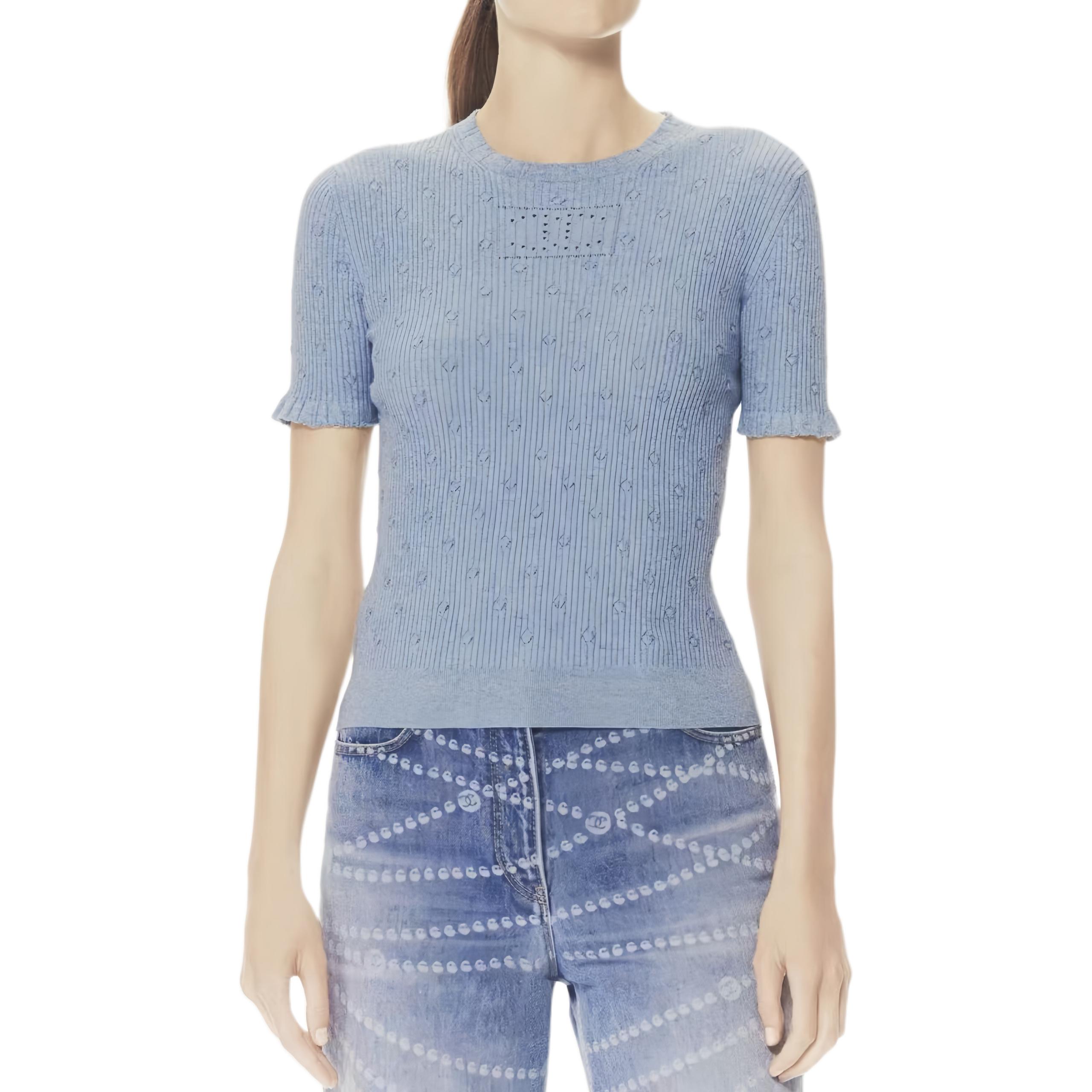 CHANEL Топ женский синий
CHANEL Топ женский синий