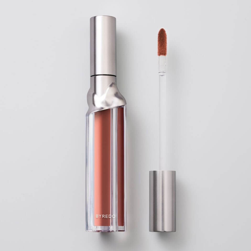 Жидкая помада для губ Byredo Vinyl Reasonable Doubt, 4 мл, коричневато-розовый 
Жидкая помада для губ Byredo Vinyl Reasonable Doubt, 4 мл, коричневато-розовый