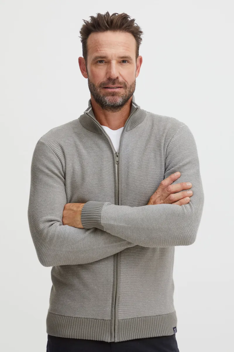 Кардиган FQ1924 "FQ1924 FQLewis", серый
Кардиган FQ1924 "FQ1924 FQLewis", серый