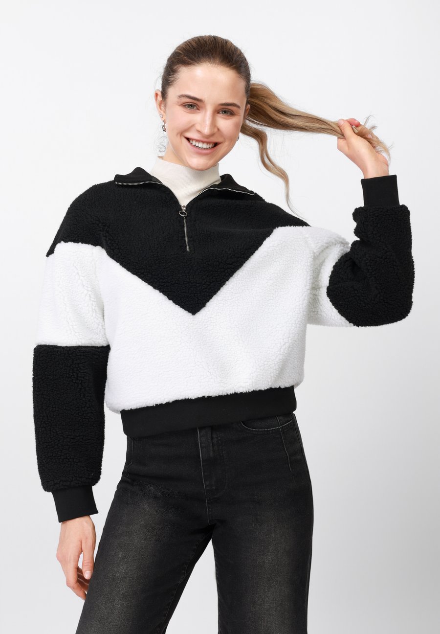 Джемпер Even&Odd Fleece jumper, Black / White/Black
Джемпер Even&Odd Fleece jumper, Black / White/Black