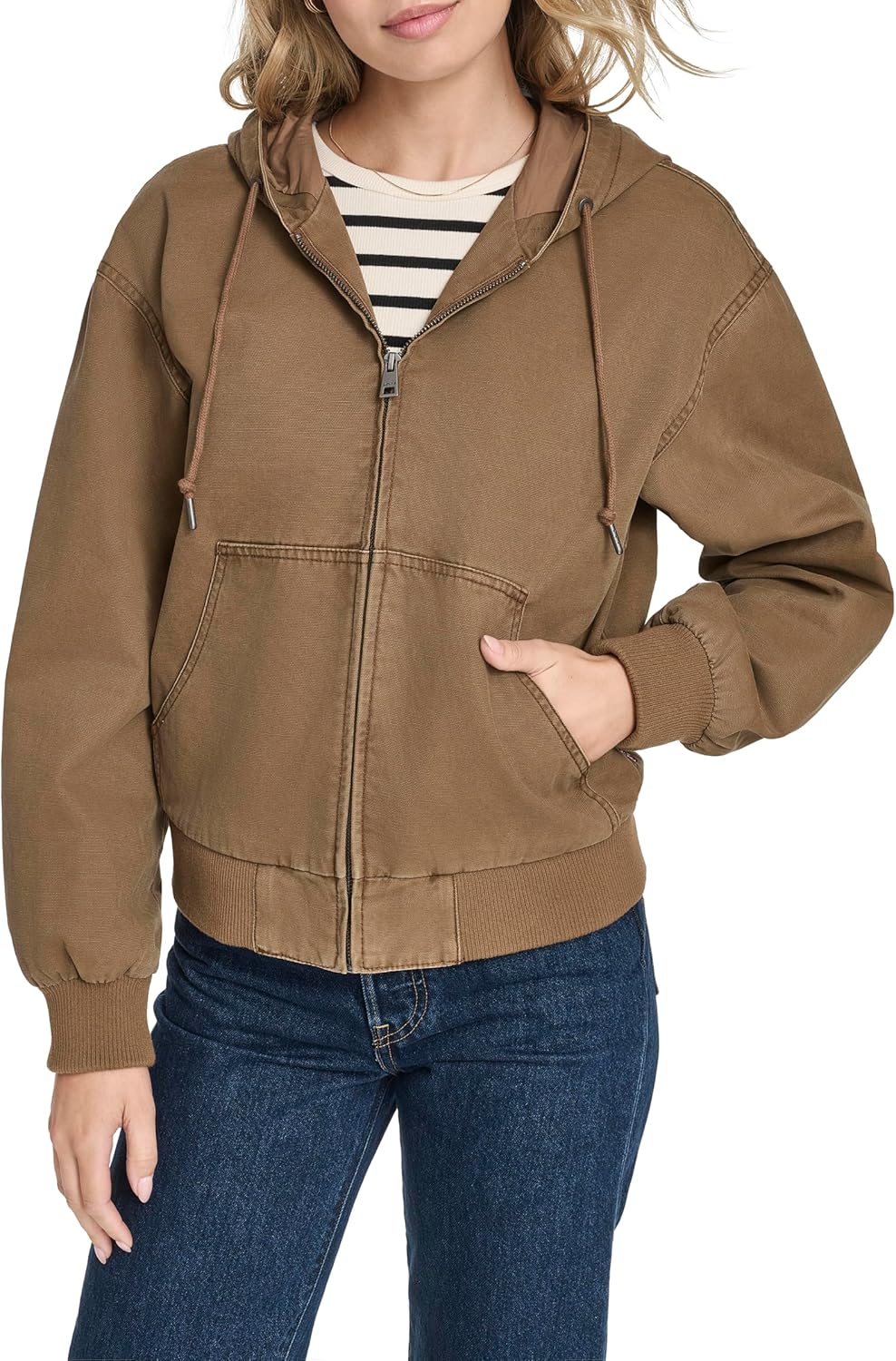 Женская куртка-бомбер Levi's Workwear Hoody Bomber (стандартные и большие размеры), Worker Brown (Unfilled)
Женская куртка-бомбер Levi's Workwear Hoody Bomber (стандартные и большие размеры), Worker Brown (Unfilled)