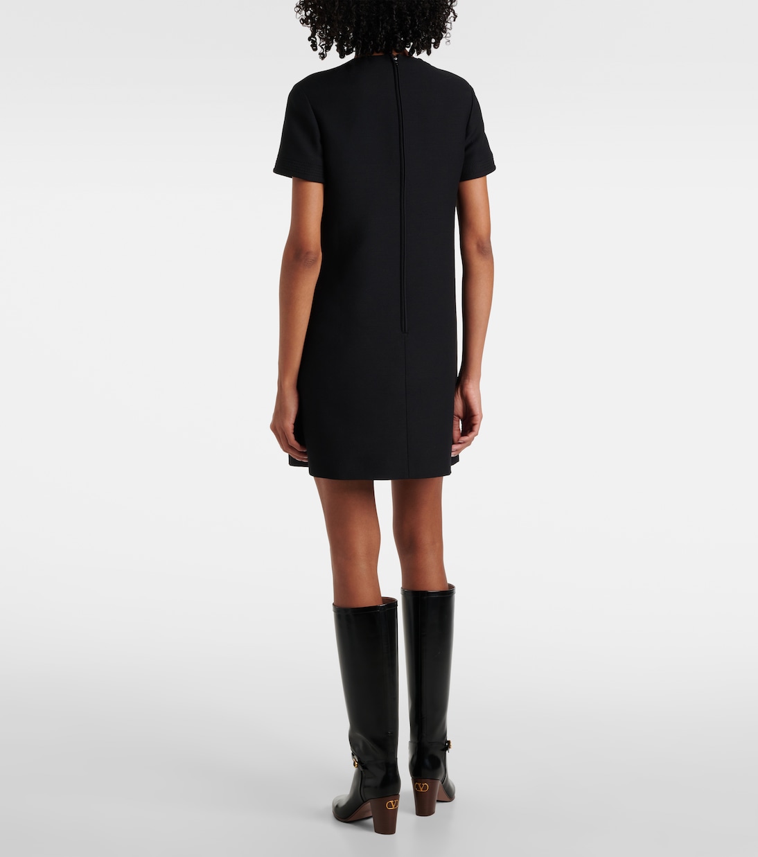 Мини-платье Crepe Couture Valentino, черный
Мини-платье Crepe Couture Valentino, черный