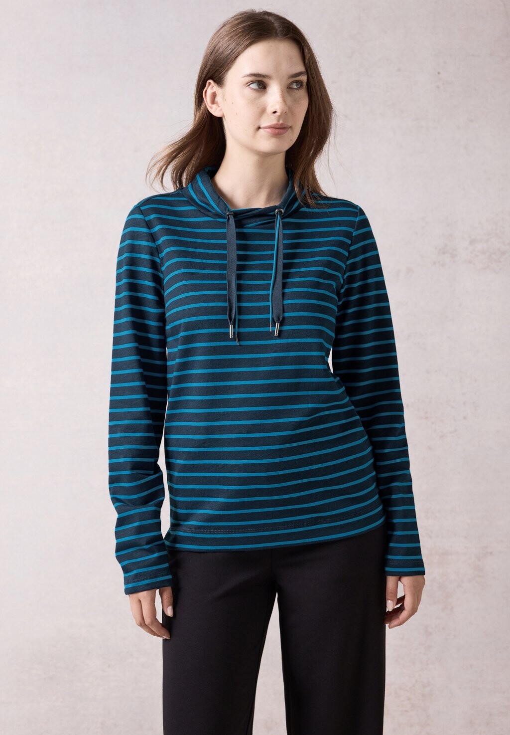 Топ с длинными рукавами Cecil, цвет Mottled Dark Blue
Топ с длинными рукавами Cecil, цвет Mottled Dark Blue