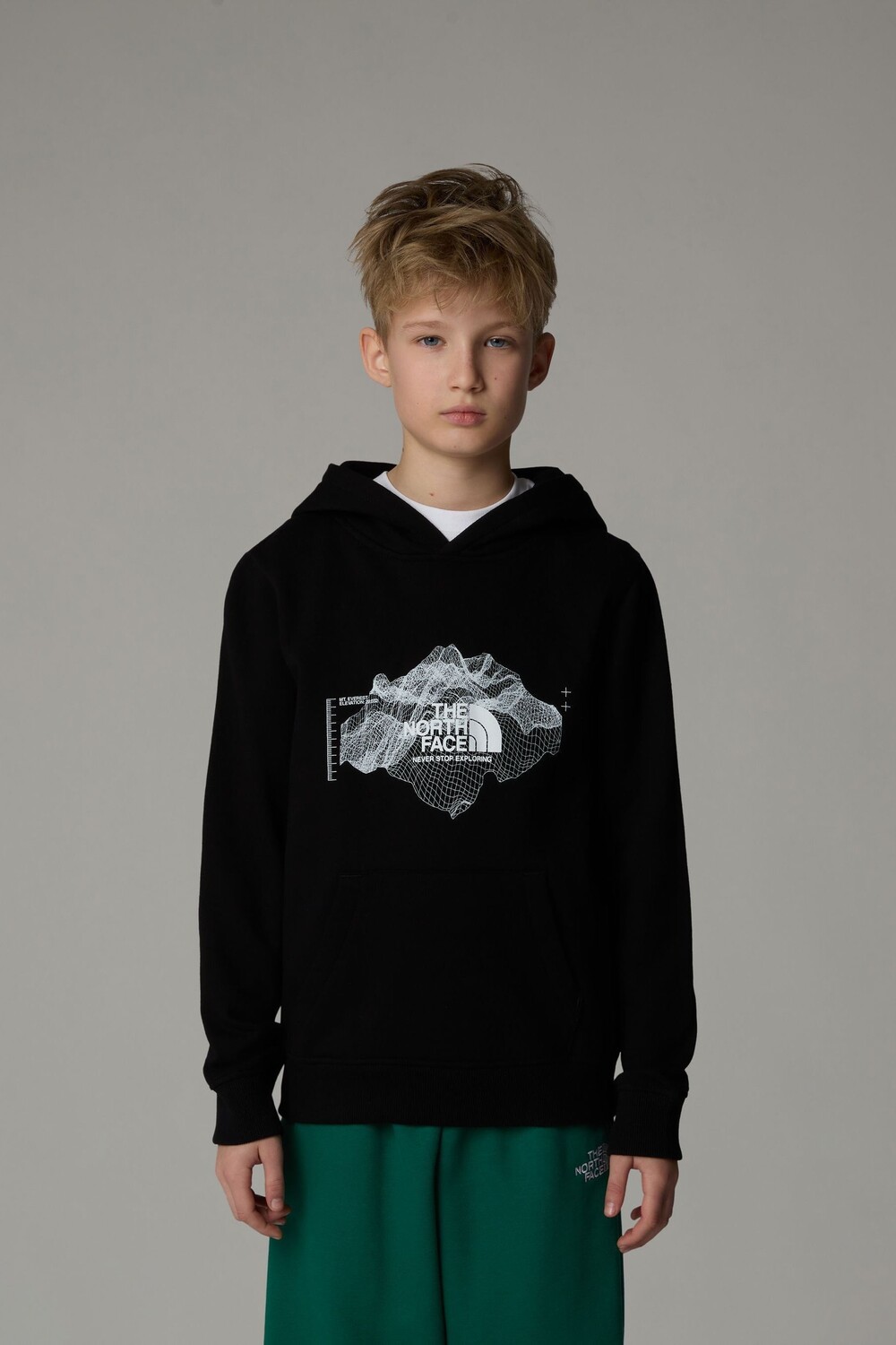 Толстовка с капюшоном для мальчиков подростков с топографическим принтом The North Face, черный
Толстовка с капюшоном для мальчиков подростков с топографическим принтом The North Face, черный