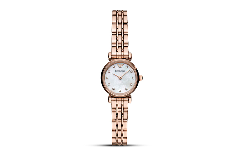 Наручные часы с кварцевым механизмом на стальном браслете с белым циферблатом EMPORIO ARMANI для женщин
Наручные часы с кварцевым механизмом на стальном браслете с белым циферблатом EMPORIO ARMANI для женщин