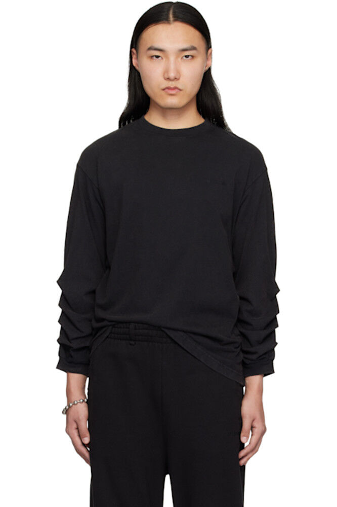 Черная мятая футболка We11done
Черная мятая футболка We11done