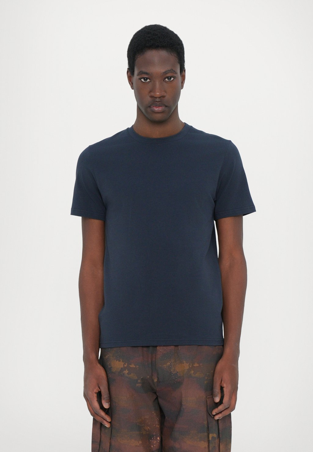 Базовая футболка Filippa K, синий
Базовая футболка Filippa K, синий