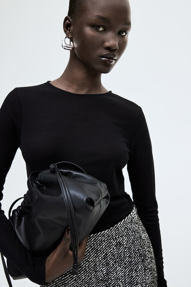 Мини-Юбка H&M, черный
Мини-Юбка H&M, черный